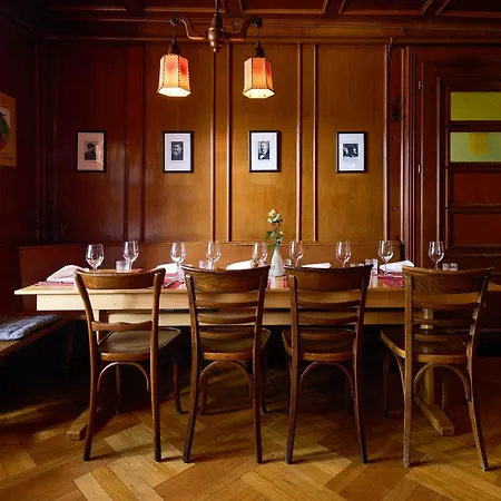 Szálloda Limmathof 2*