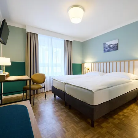 Limmathof Hotel 2*