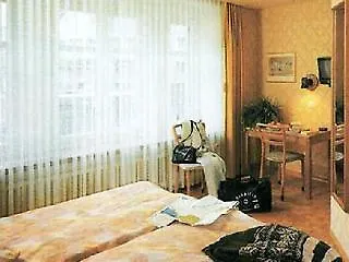 Limmathof 2* Zurich